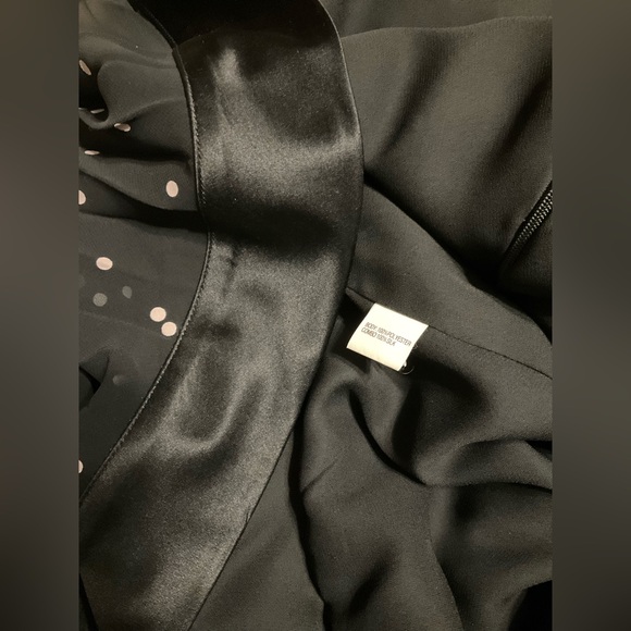 Kay Unger New York Pleated Polka Dot Dress with Silk Accents Size 4 #2318 - Picture 6 of 6